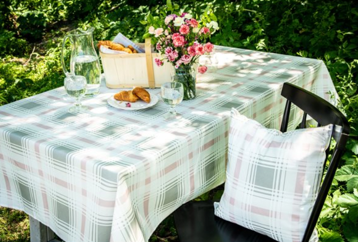 PINK AND GREY PLAID TABLECLOTH